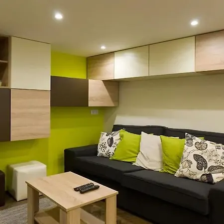 Lovely Flat Downtown Будапешт